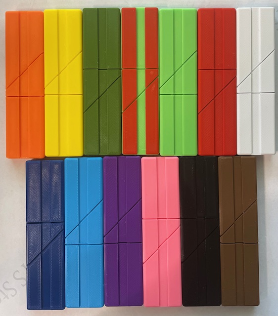 colored 3d splicing blocks