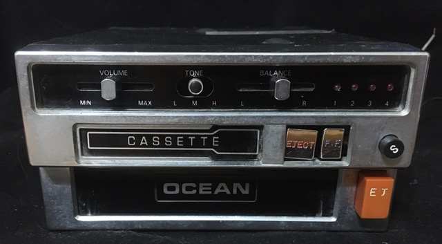 Mars car stereo radio/cassette player